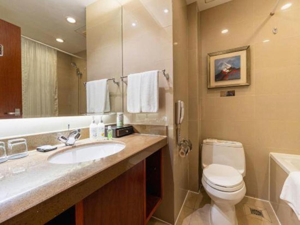Qingdao Blue Horizon Hotel Licang Luaran gambar